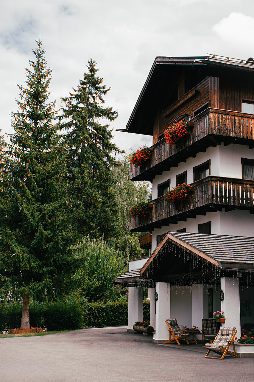 Foto della facciata dell'Hotel Principe di Cortina